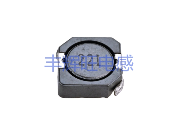 了解104R磁罩屏蔽贴片电感的应用与特性