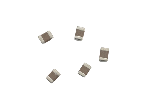 贴片电容的选择与应用：深度解析4.7UF 0603 16V X5R 10%